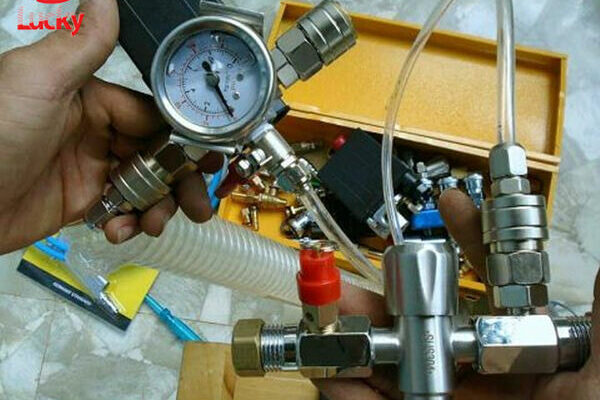 Cách chỉnh áp suất bằng công tắc áp suất máy nén khí